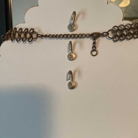 Necklace - Picture 2 of 2